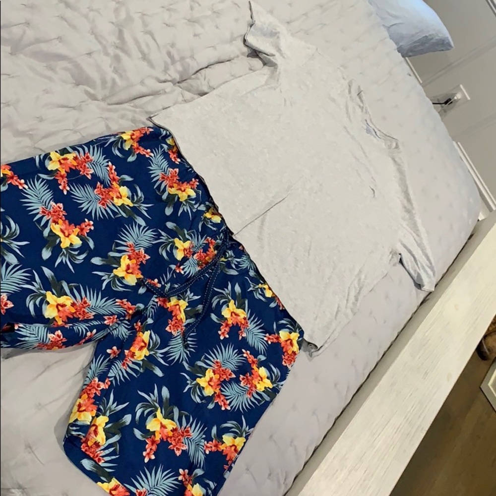 Men’s Tommy Bahama 2 piece Short Set